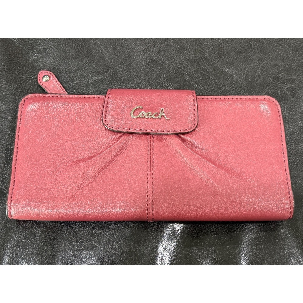 Coach‎ Pink Leather Wallet Clutch Snap Closure Organizer Card Holder